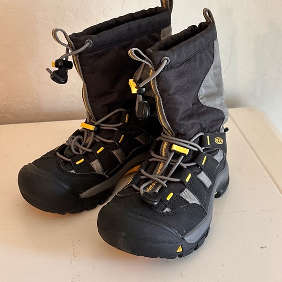 【未使用】KEEN WINTERPORT II 25cm Keen Winterport II Waterproof Boots Black Gray, Little Kids Size 12